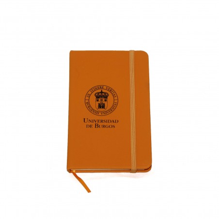 Libreta naranja con goma escudo